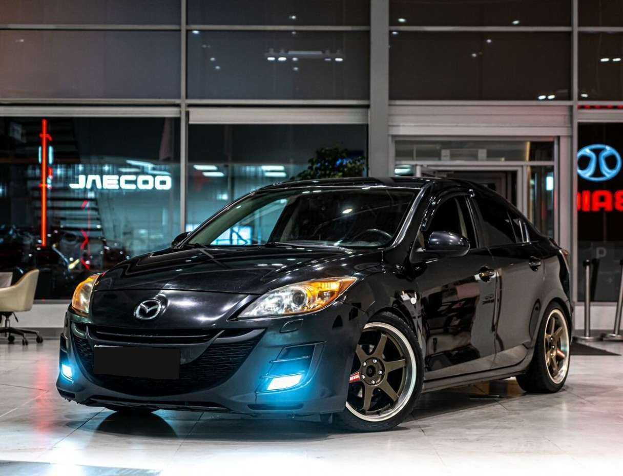Mazda 3 с пробегом — 2011 год. Фото: #0