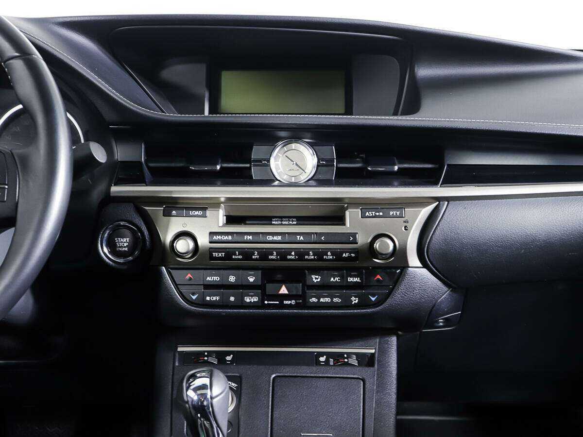 Lexus ES с пробегом — 2014 год. Фото: #10
