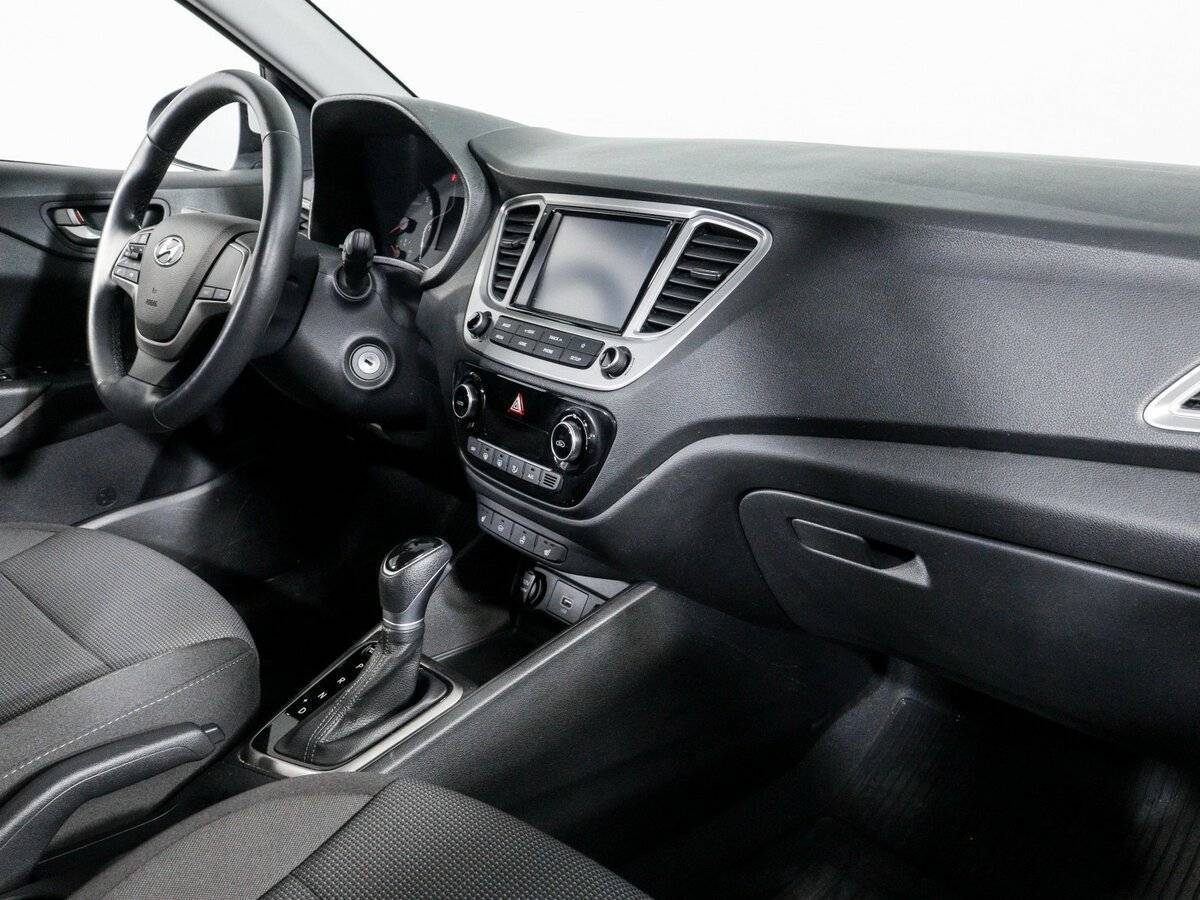 Hyundai Solaris с пробегом — 2019 год. Фото: #8