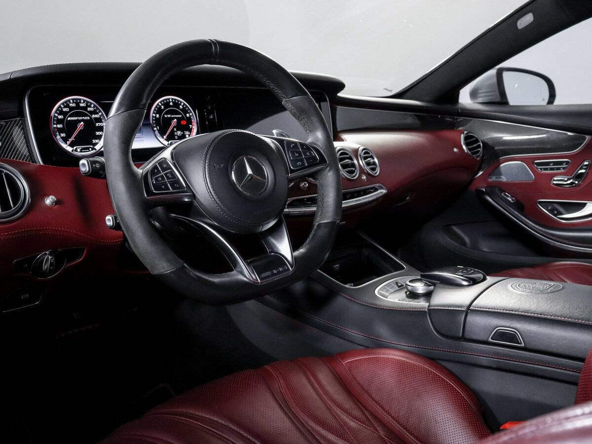 Mercedes-Benz S-Класс AMG с пробегом — 2015 год. Фото: #12