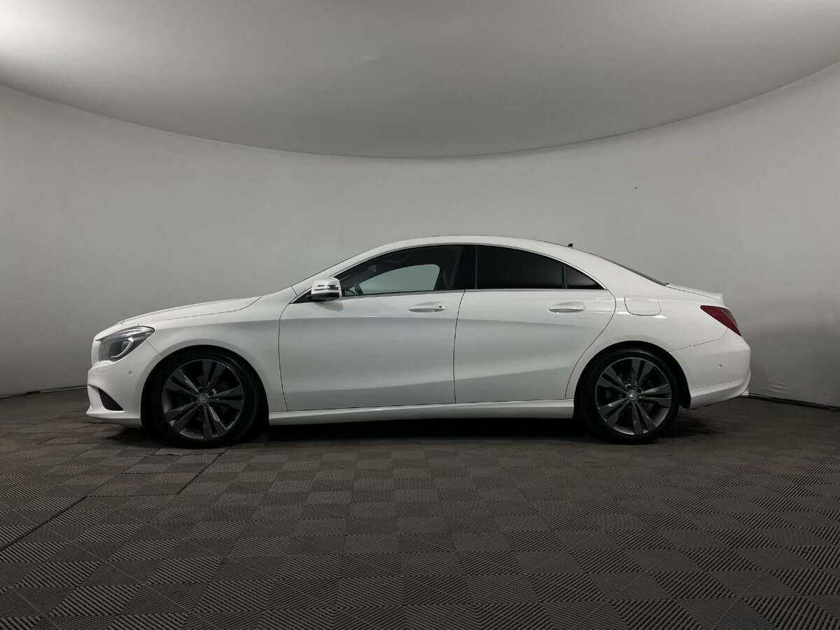 Mercedes-Benz CLA с пробегом — 2014 год. Фото: #4
