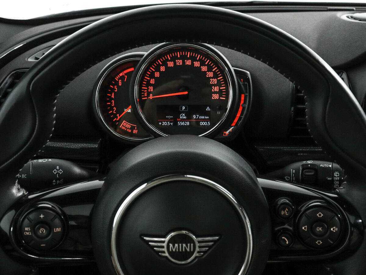 Mini Clubman с пробегом — 2019 год. Фото: #19