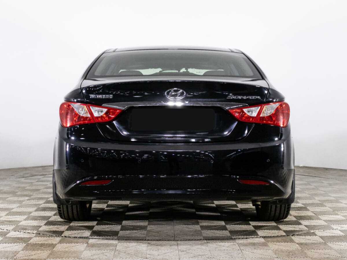 Hyundai Sonata с пробегом — 2011 год. Фото: #5