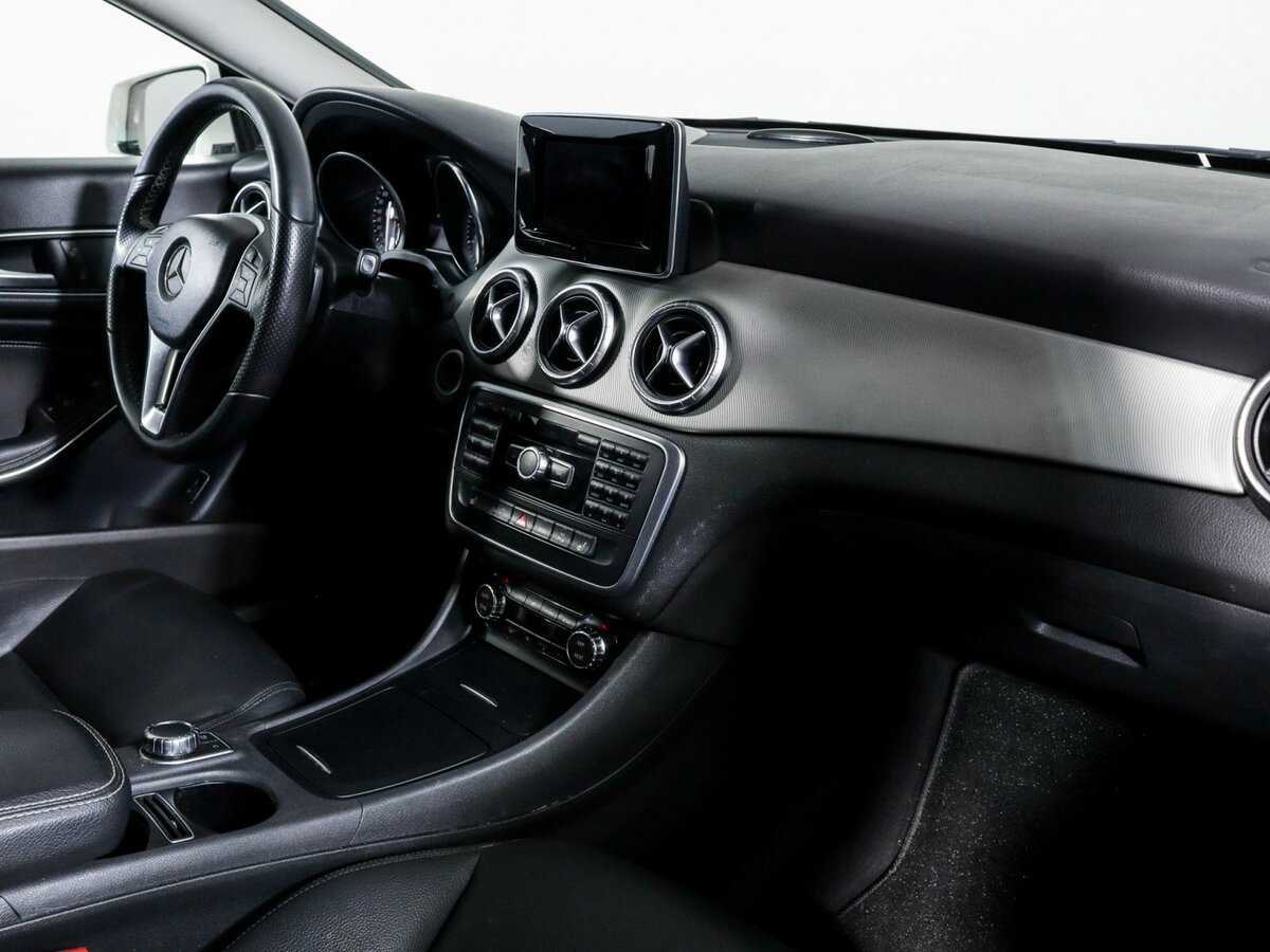 Mercedes-Benz CLA с пробегом — 2014 год. Фото: #5