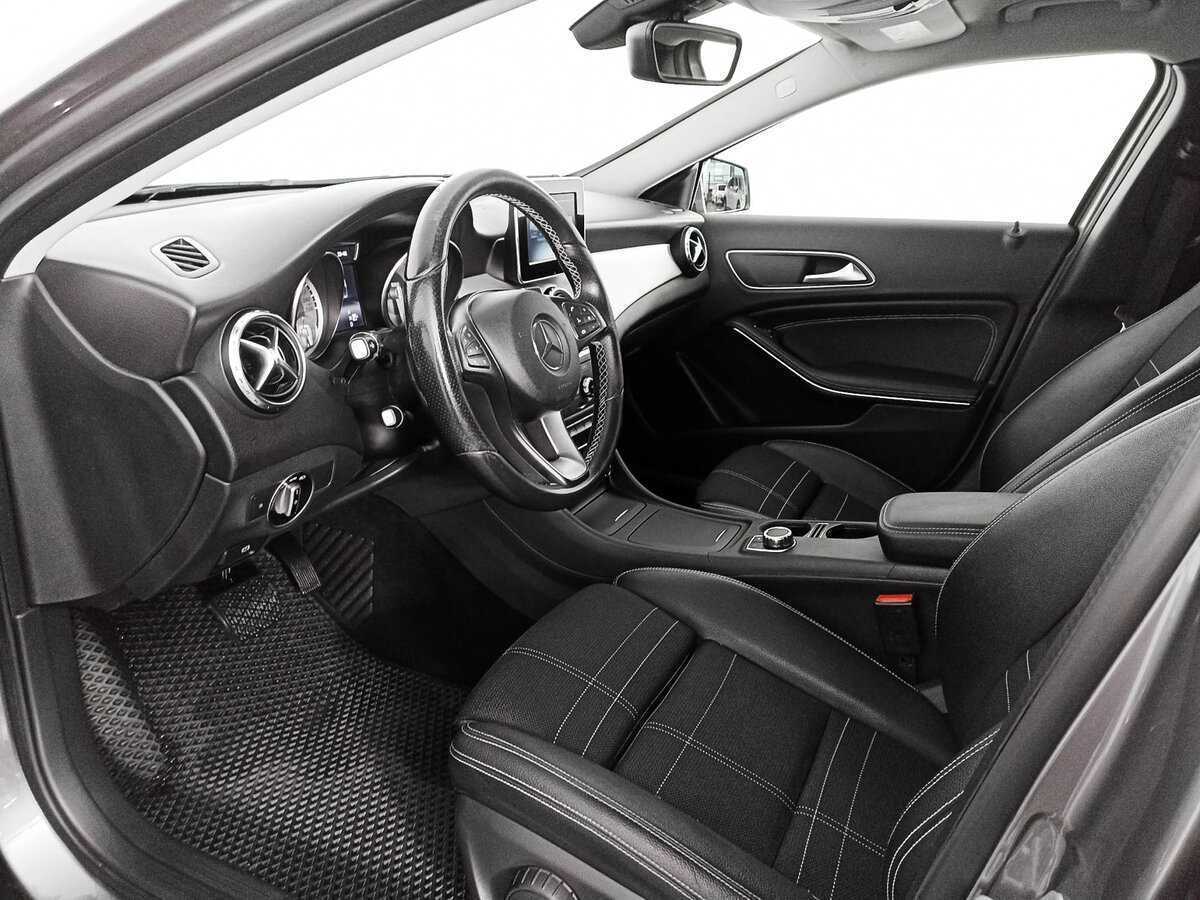 Mercedes-Benz GLA с пробегом — 2016 год. Фото: #11