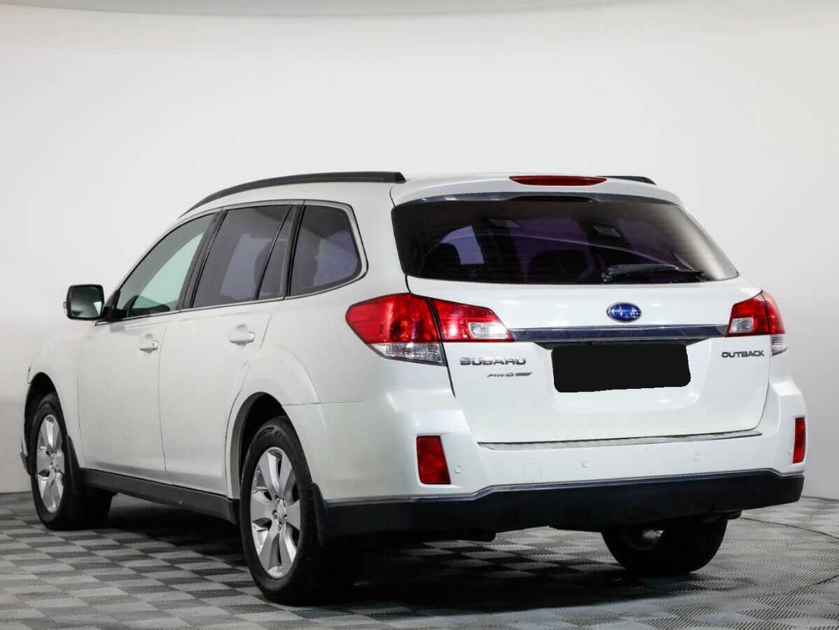 Subaru Outback с пробегом — 2011 год. Фото: #5