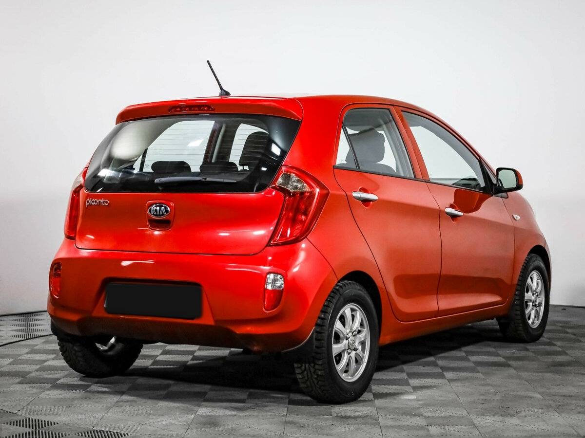 Kia Picanto с пробегом — 2014 год. Фото: #3
