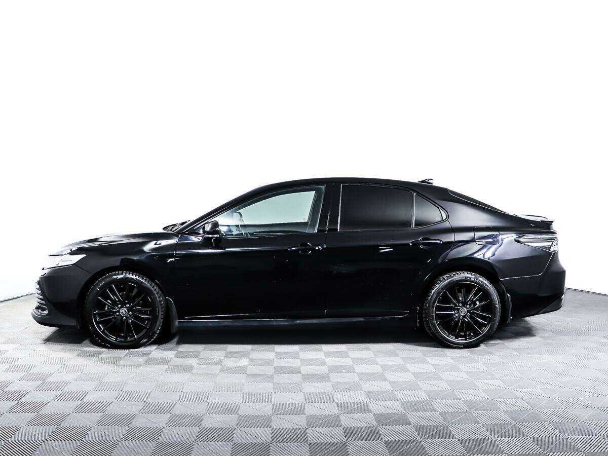 Toyota Camry с пробегом — 2021 год. Фото: #7