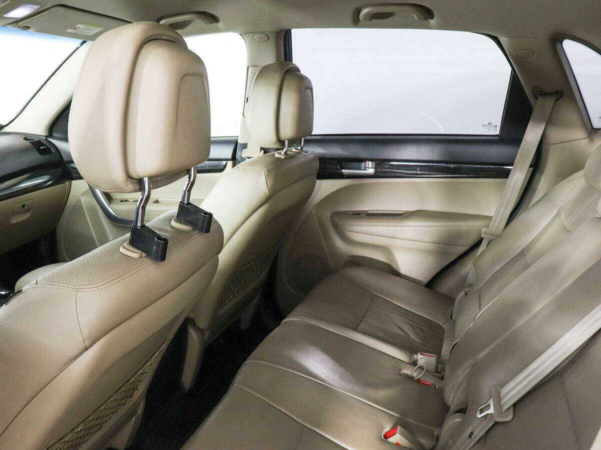 Kia Sorento с пробегом — 2011 год. Фото: #7