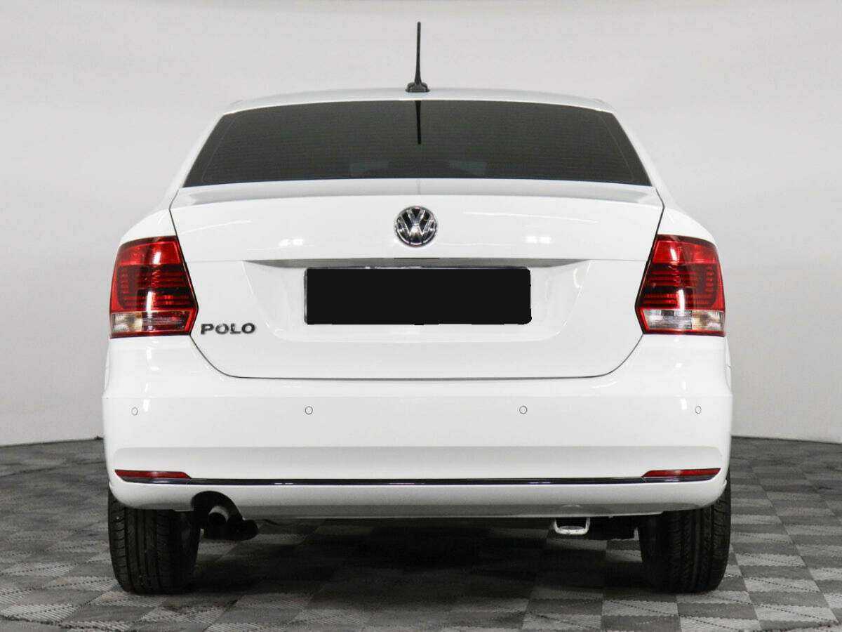 Volkswagen Polo с пробегом — 2018 год. Фото: #5