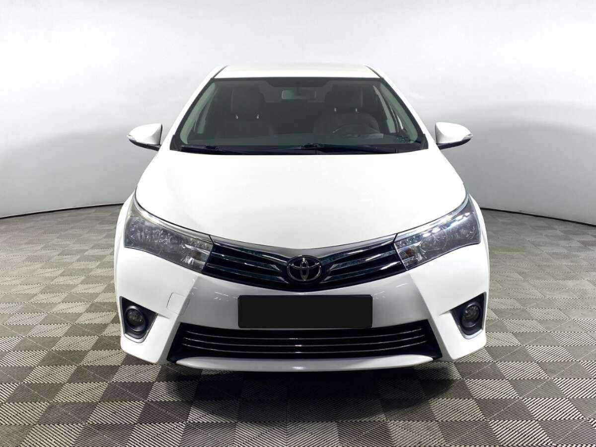 Toyota Corolla с пробегом — 2013 год. Фото: #1