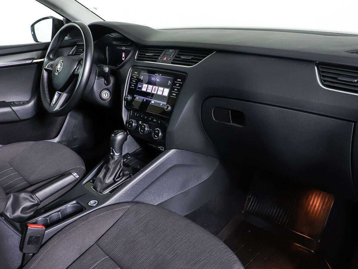 Skoda Octavia с пробегом — 2019 год. Фото: #8