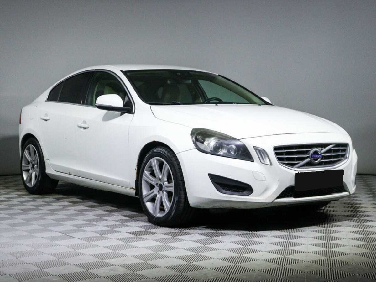 Volvo S60 с пробегом — 2011 год. Фото: #2