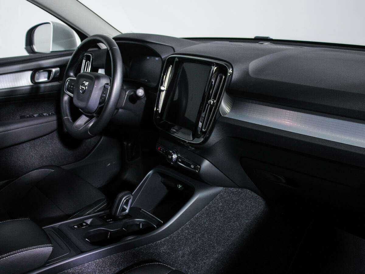 Volvo XC40 с пробегом — 2019 год. Фото: #8