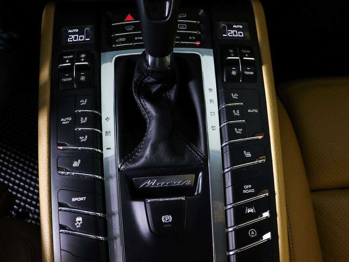 Porsche Macan с пробегом — 2017 год. Фото: #11