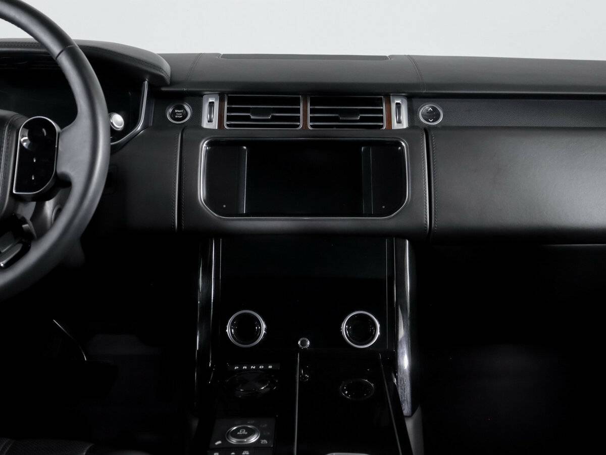Land Rover Range Rover с пробегом — 2015 год. Фото: #12