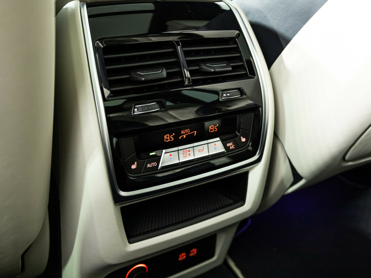 BMW X7 с пробегом — 2020 год. Фото: #18