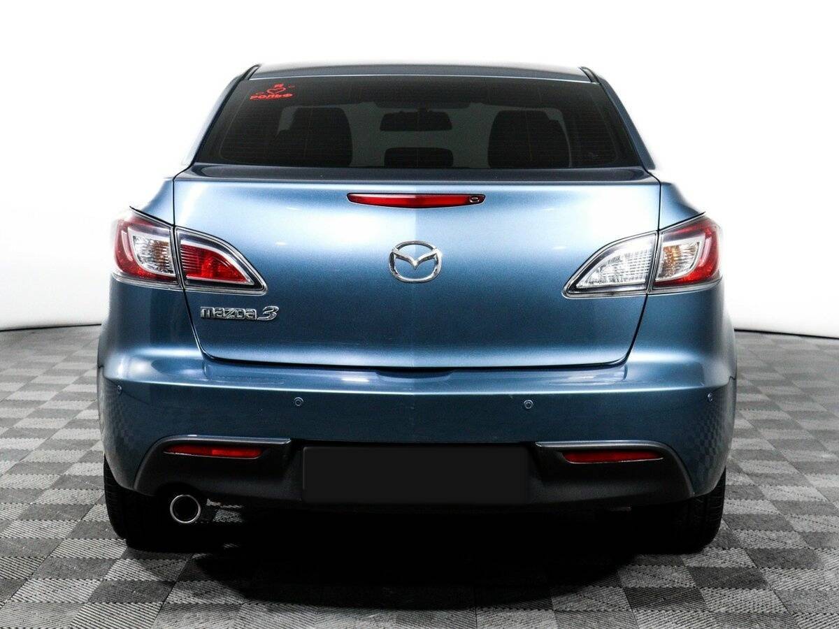 Mazda 3 с пробегом — 2011 год. Фото: #4