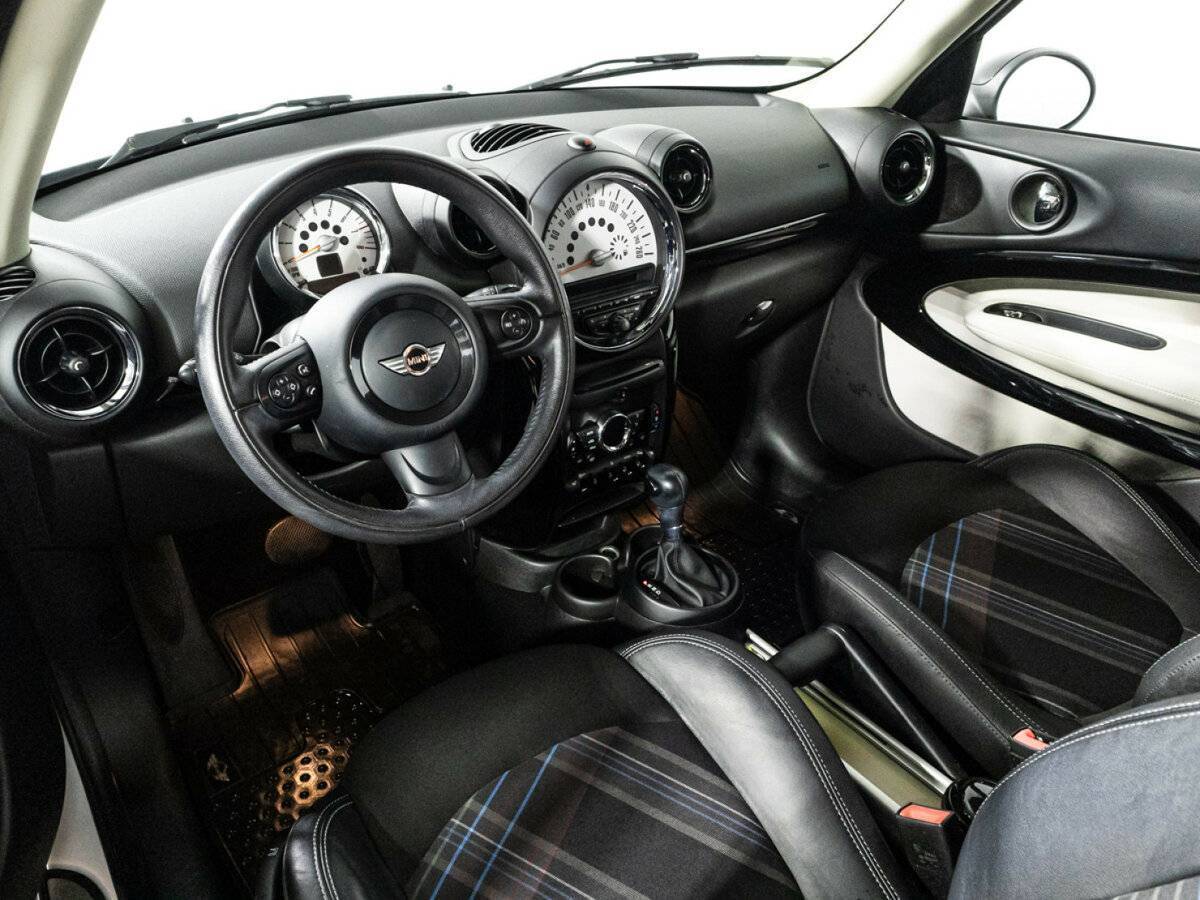 Mini Paceman с пробегом — 2013 год. Фото: #10