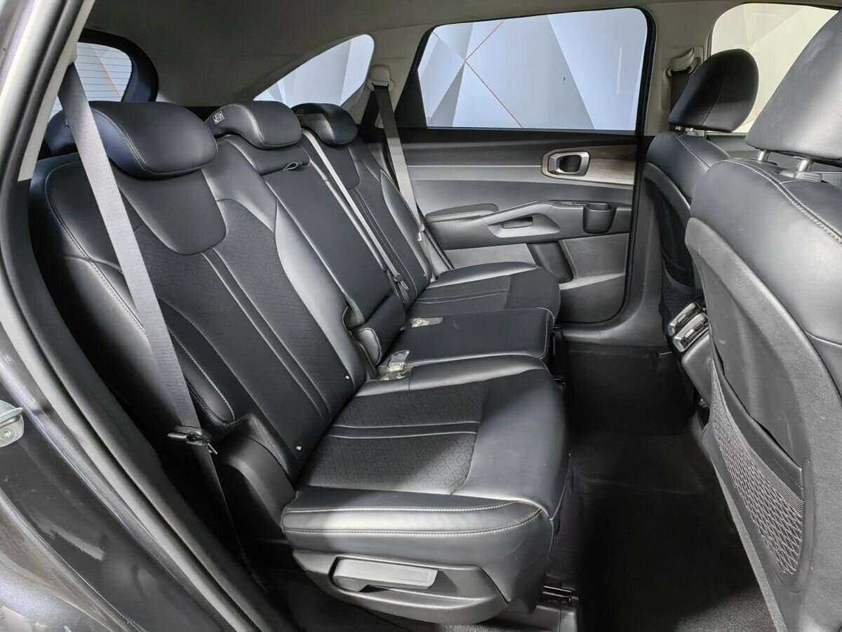Kia Sorento с пробегом — 2020 год. Фото: #11