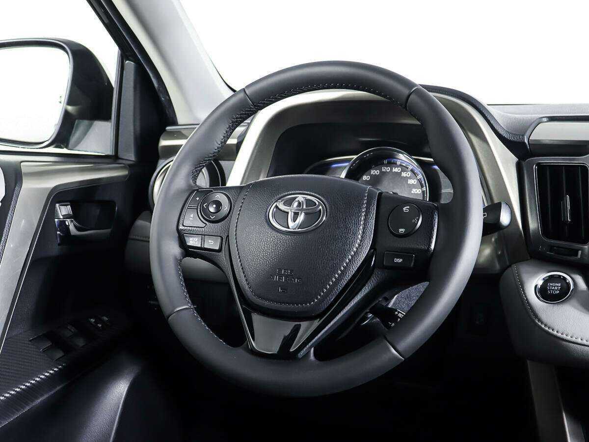 Toyota RAV4 с пробегом — 2013 год. Фото: #12