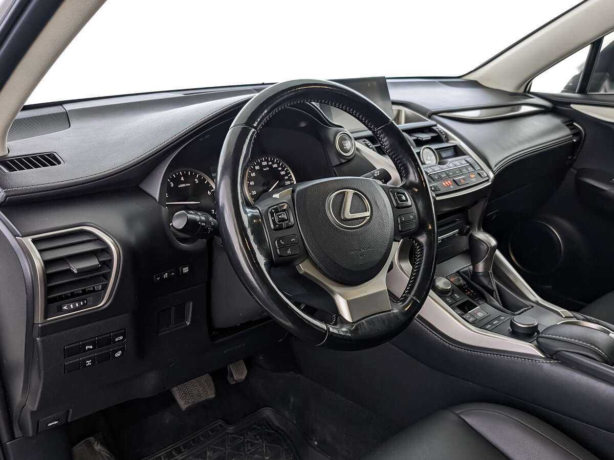 Lexus NX с пробегом — 2017 год. Фото: #14