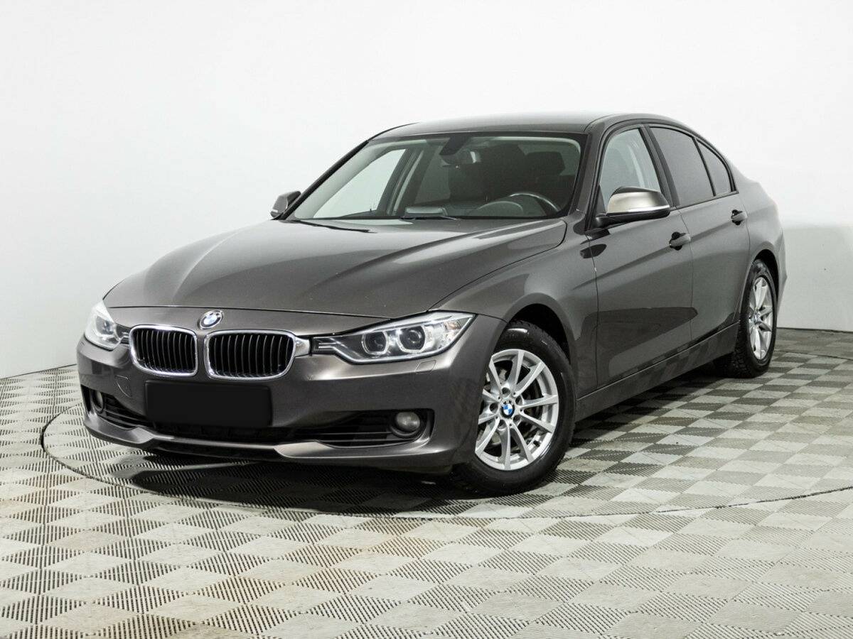 BMW 3 серии с пробегом — 2015 год. Посмотреть фото