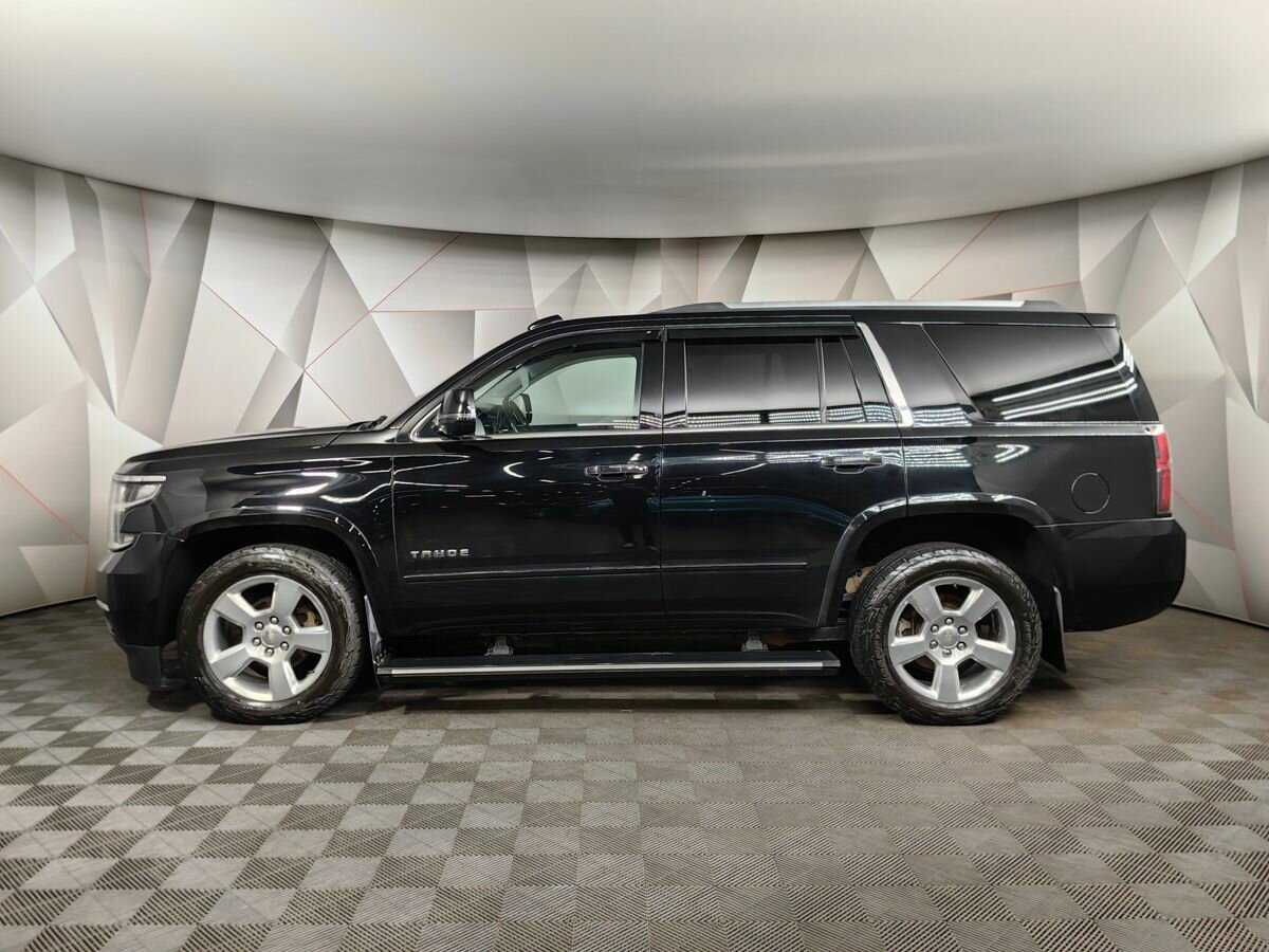 Chevrolet Tahoe с пробегом — 2018 год. Фото: #4