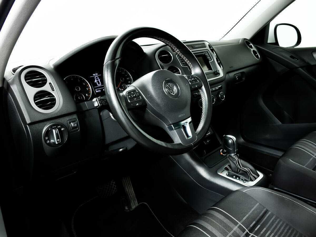Volkswagen Tiguan с пробегом — 2016 год. Фото: #12