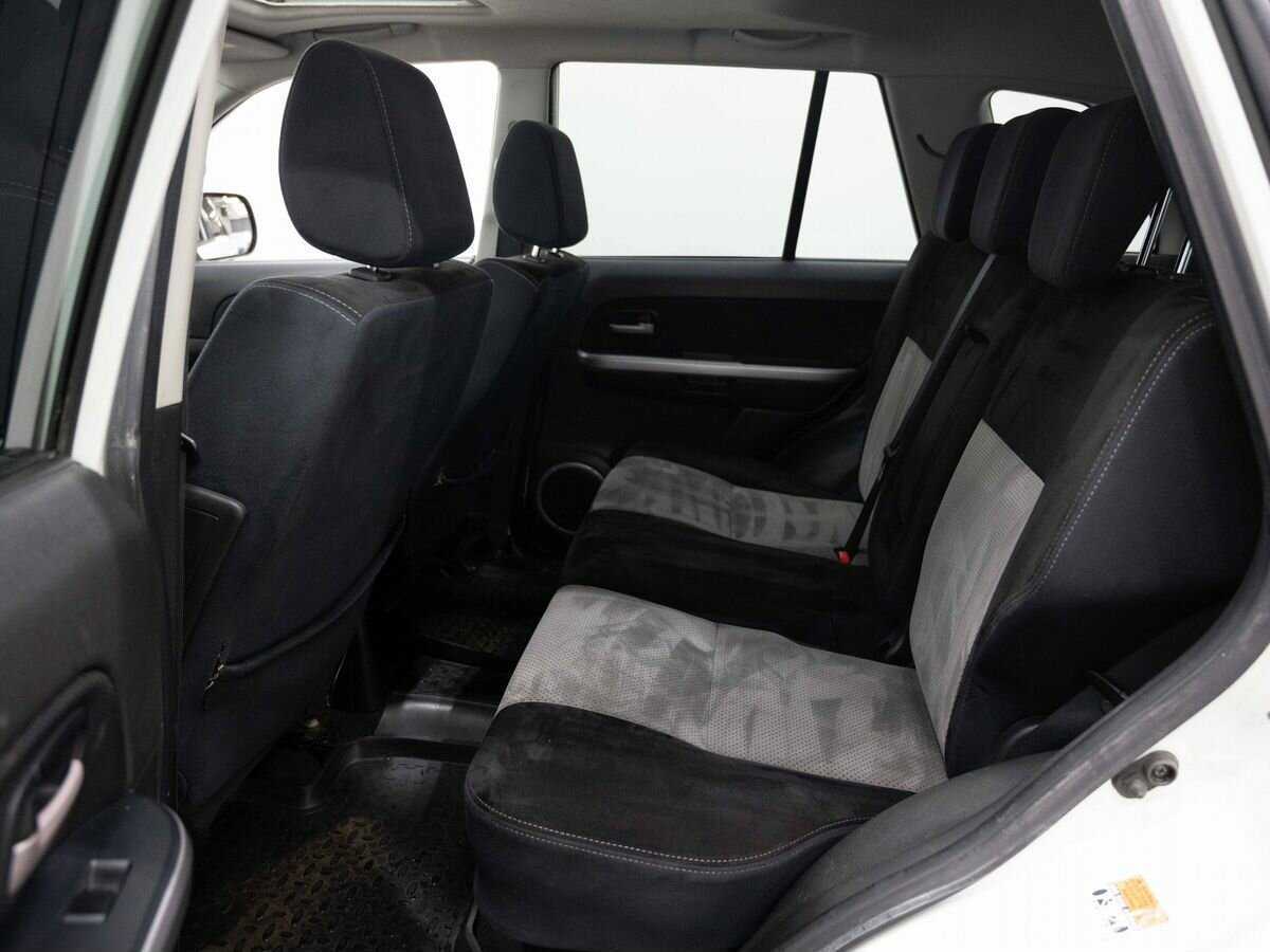 Suzuki Grand Vitara с пробегом — 2008 год. Фото: #8
