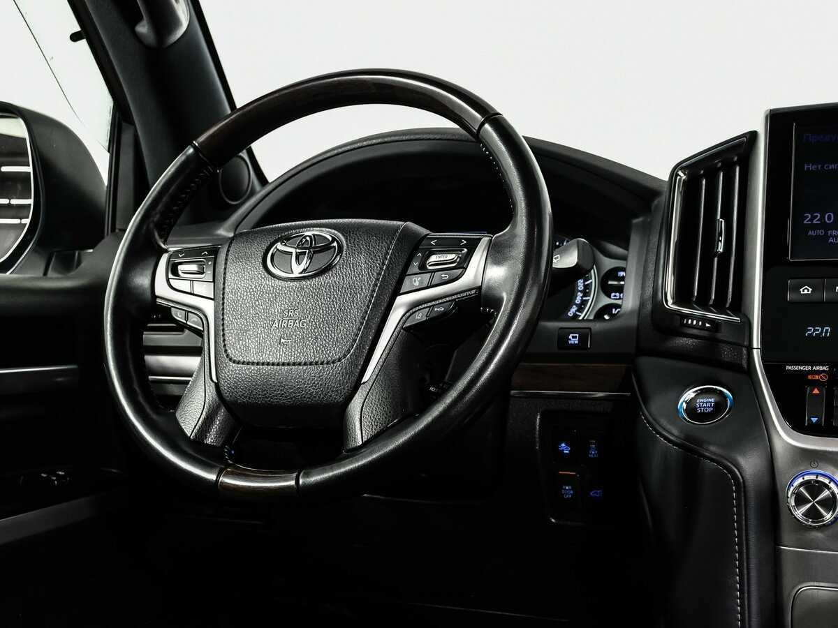 Toyota Land Cruiser с пробегом — 2020 год. Фото: #17