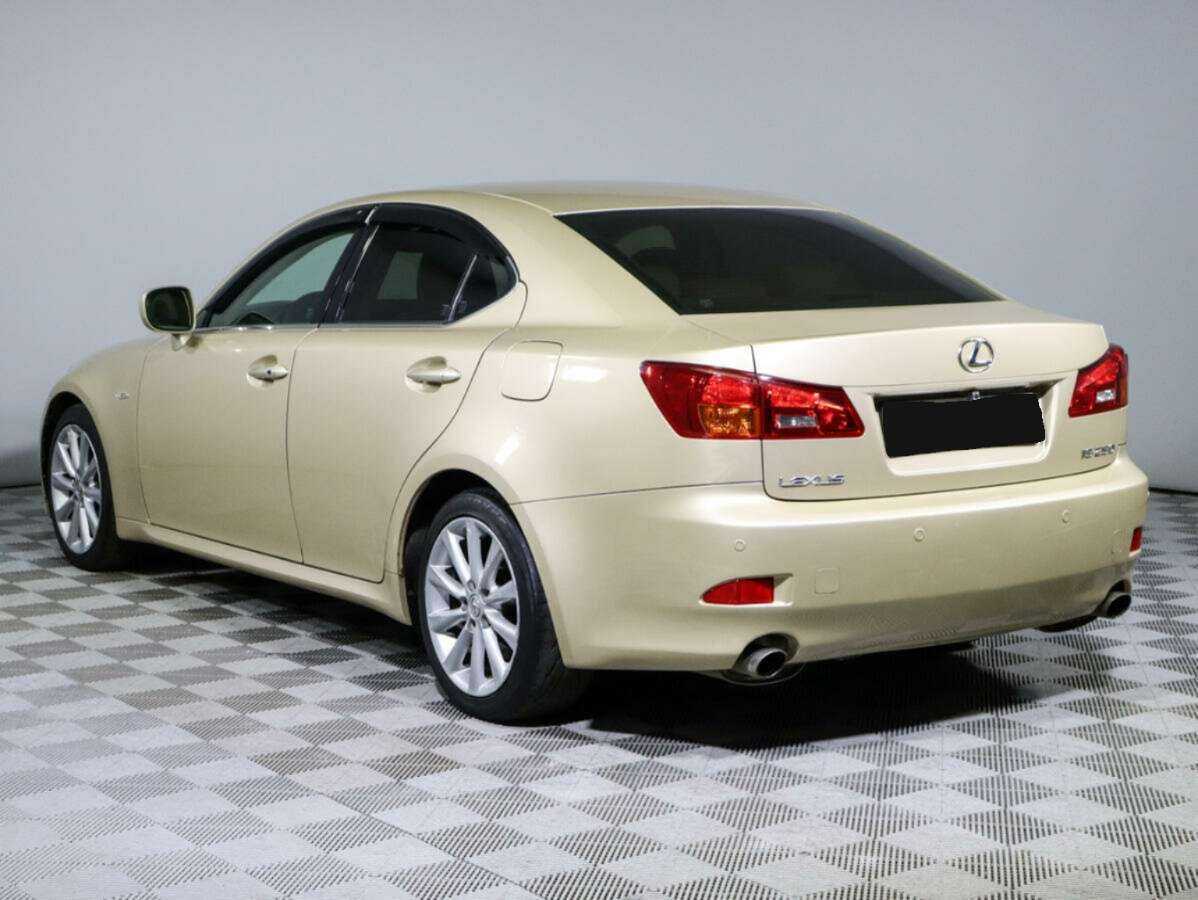 Lexus IS с пробегом — 2007 год. Фото: #5