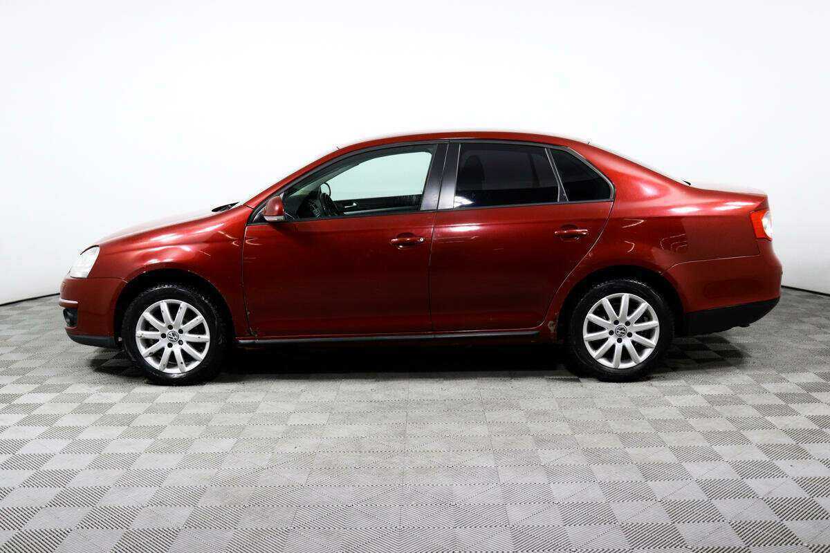 Volkswagen Jetta с пробегом — 2010 год. Фото: #7