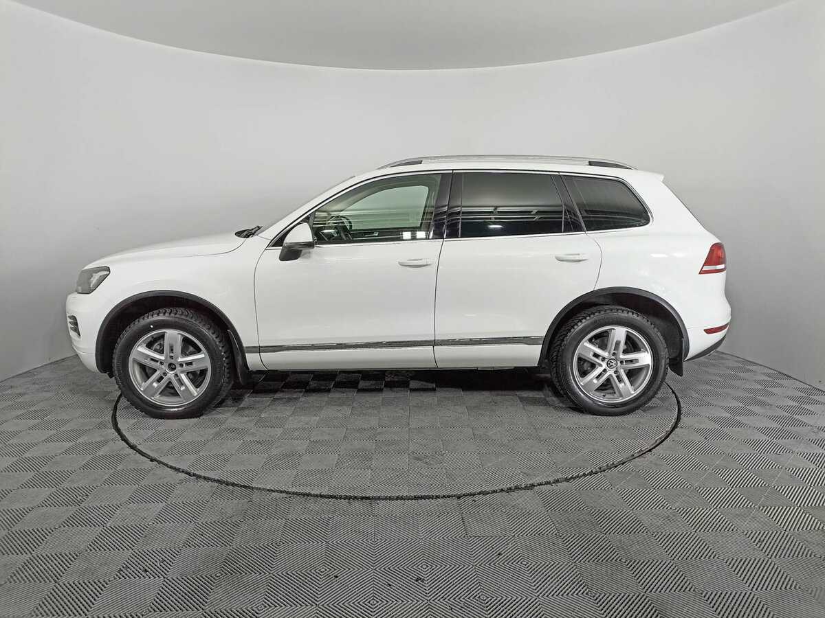Volkswagen Touareg с пробегом — 2013 год. Фото: #7