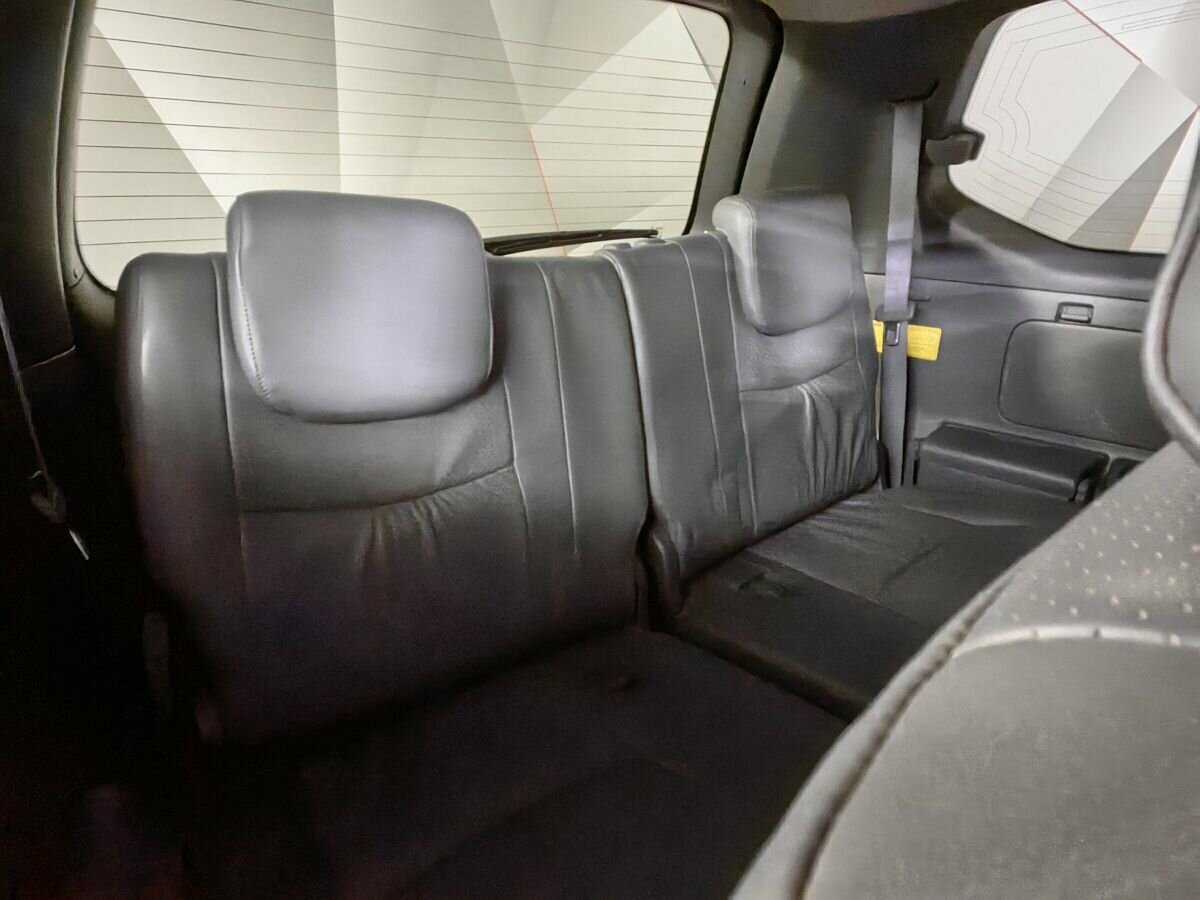Toyota Land Cruiser Prado с пробегом — 2006 год. Фото: #15