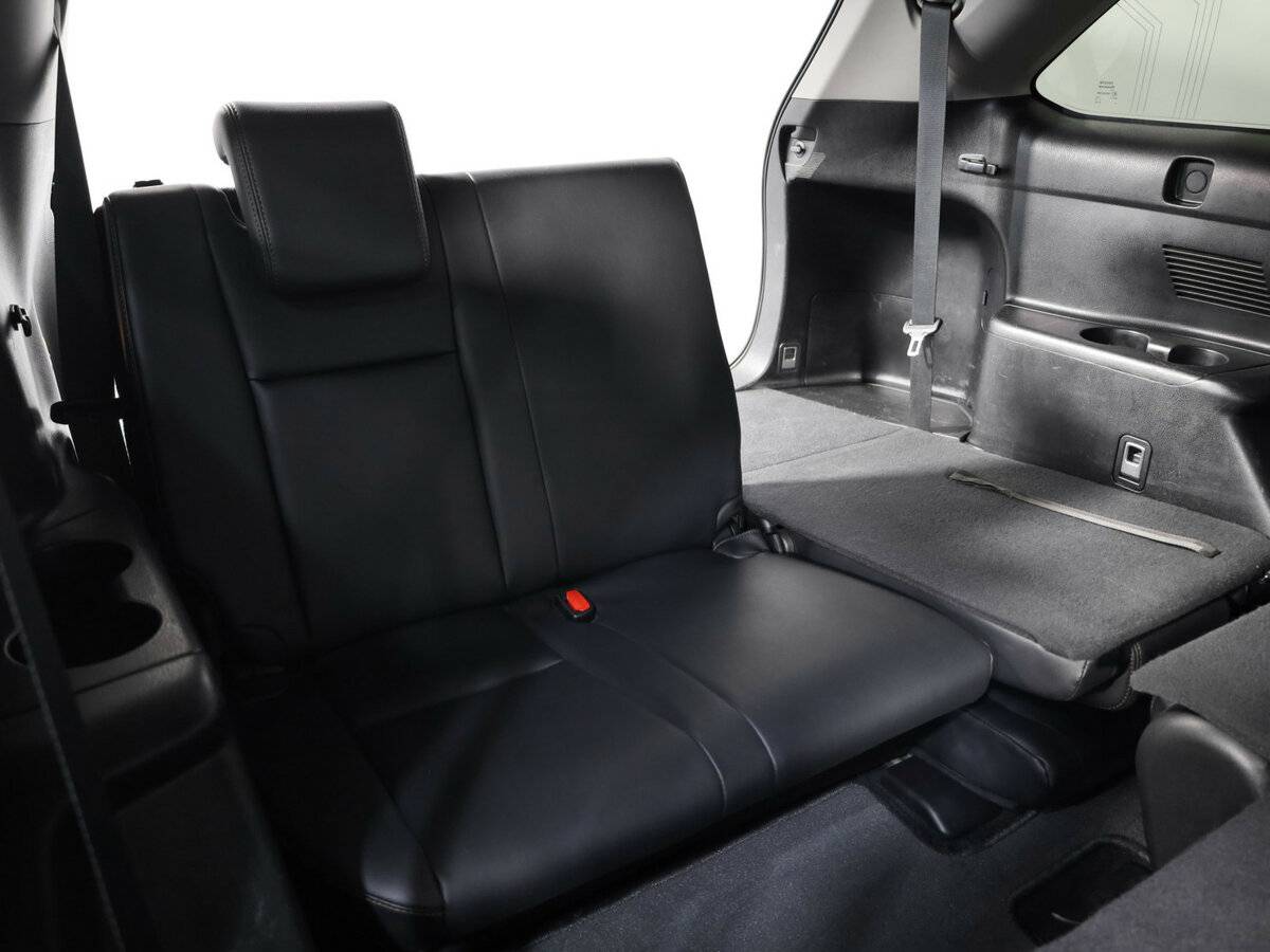 Toyota Highlander с пробегом — 2015 год. Фото: #29