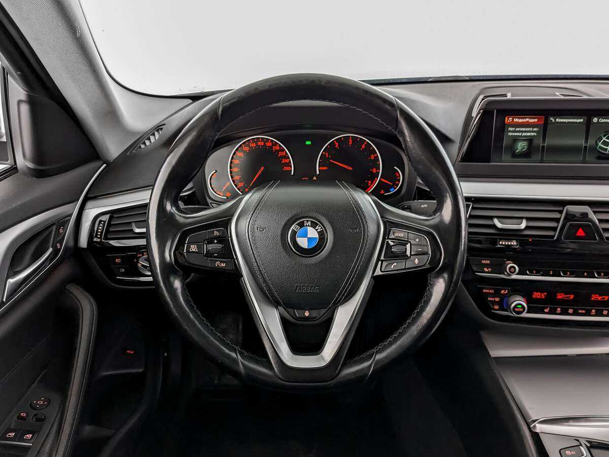 BMW 5 серии с пробегом — 2018 год. Фото: #17