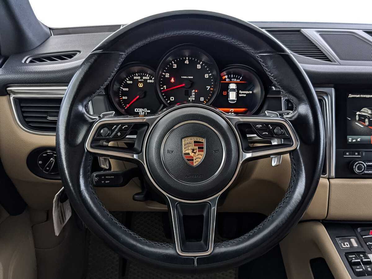 Porsche Macan с пробегом — 2016 год. Фото: #18