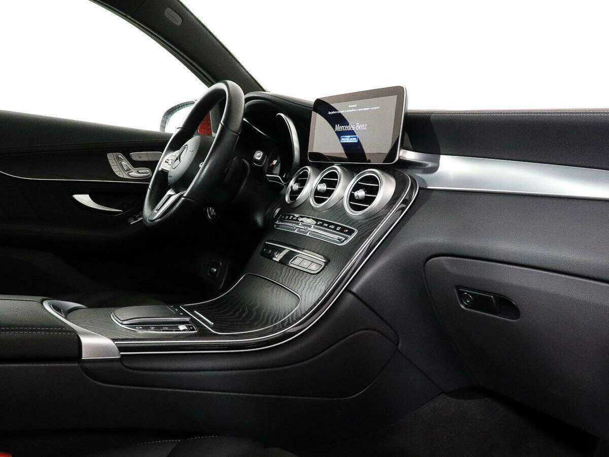 Mercedes-Benz GLC Coupe с пробегом — 2021 год. Фото: #6