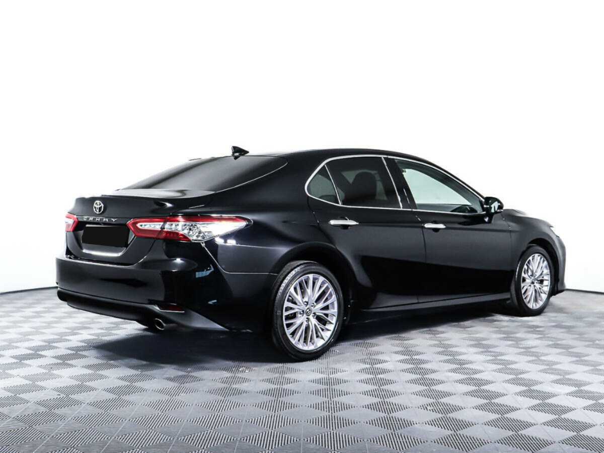 Toyota Camry с пробегом — 2020 год. Фото: #4