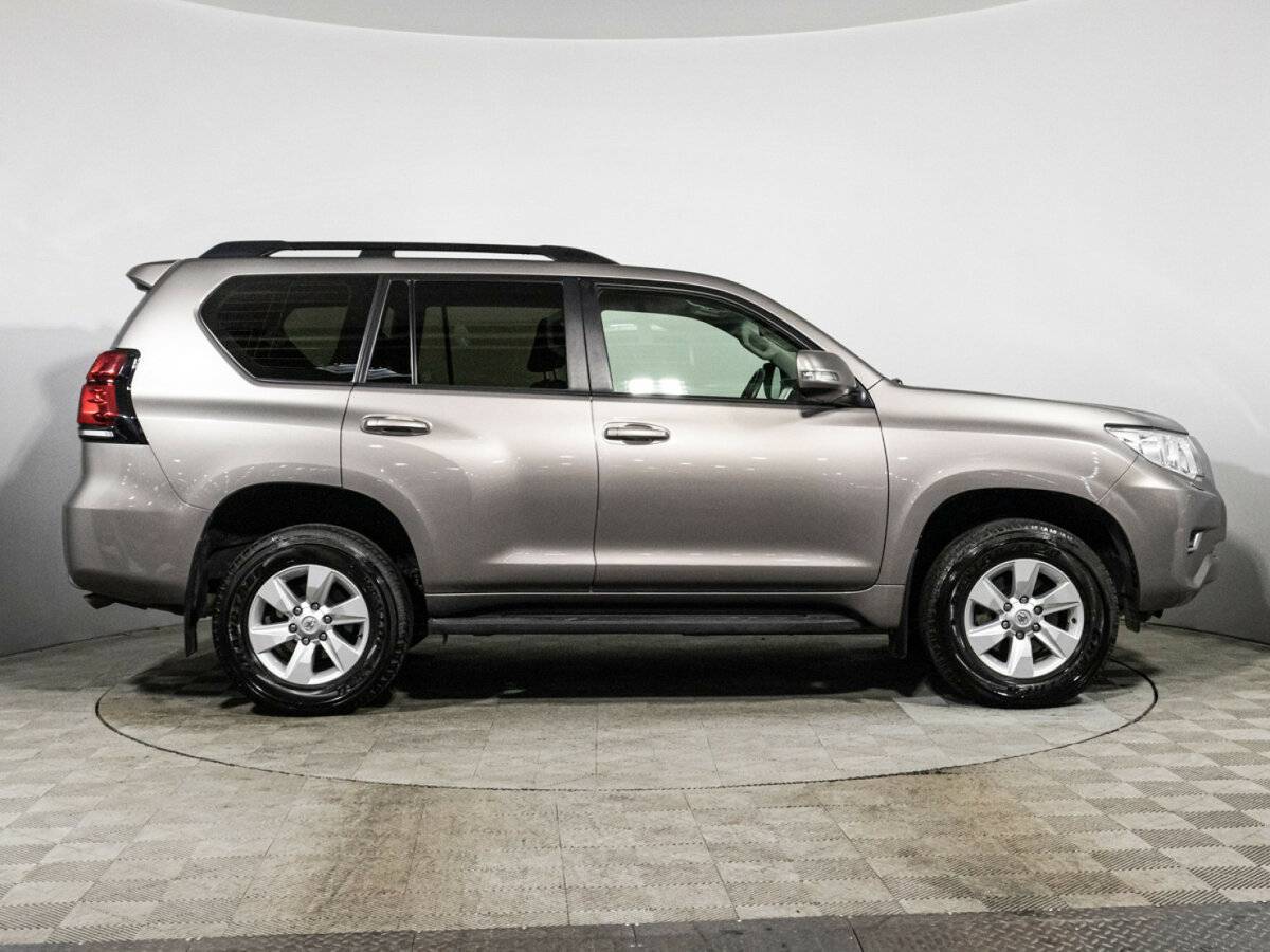 Toyota Land Cruiser Prado с пробегом — 2020 год. Фото: #3