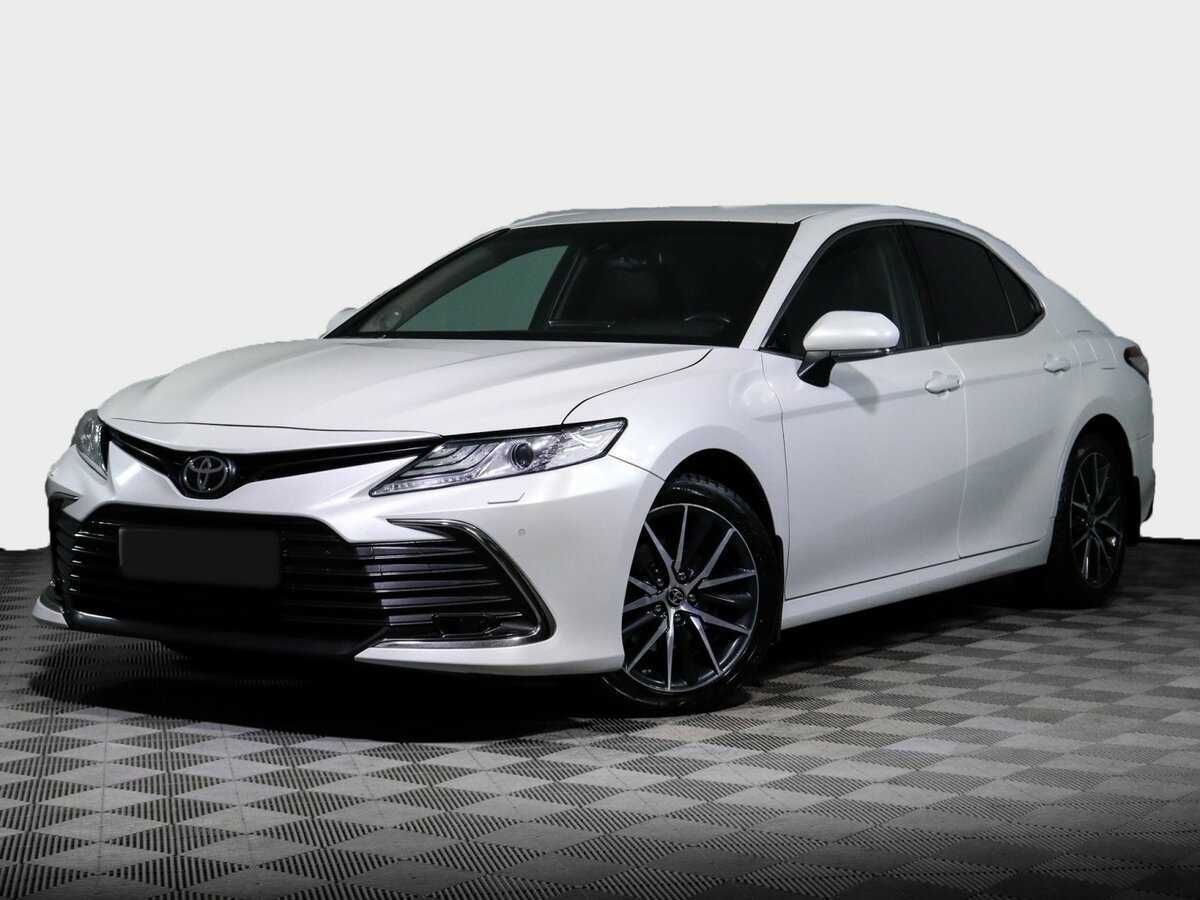 Toyota Camry с пробегом — 2021 год. Фото: #0