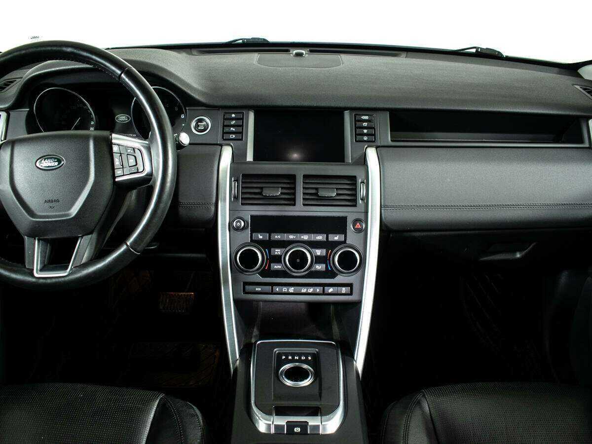 Land Rover Discovery Sport с пробегом — 2015 год. Фото: #10
