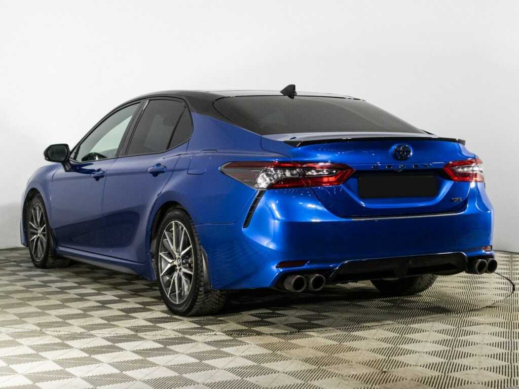 Toyota Camry с пробегом — 2020 год. Фото: #6