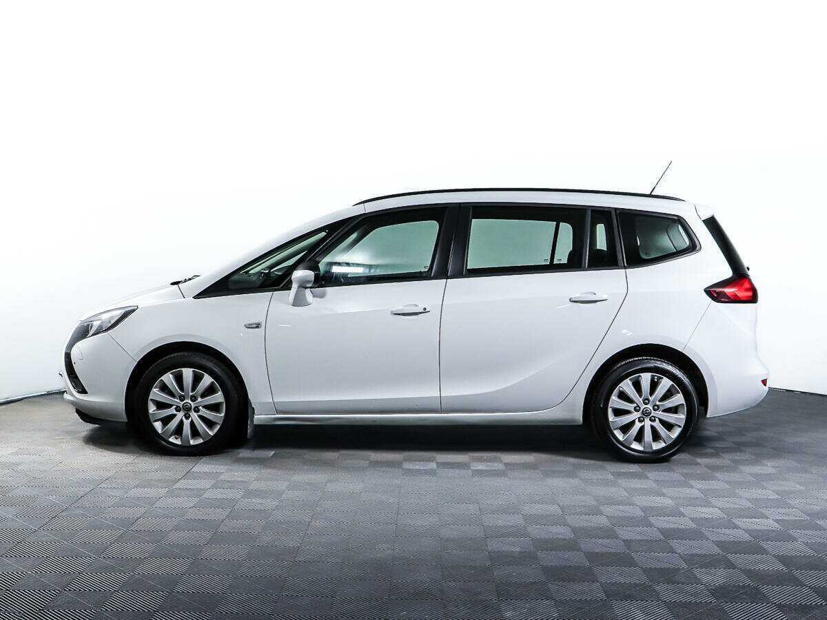 Opel Zafira с пробегом — 2014 год. Фото: #6