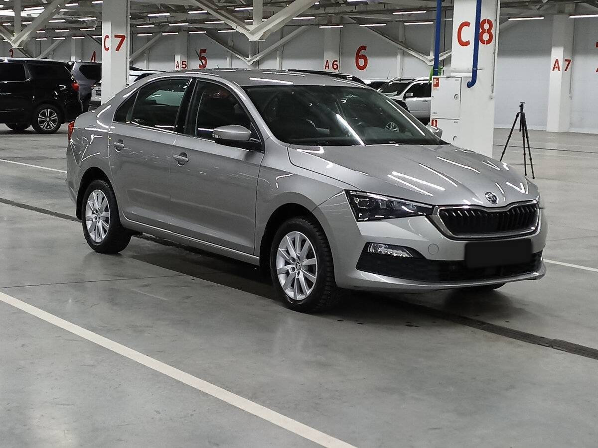 Skoda Rapid с пробегом — 2020 год. Фото: #2