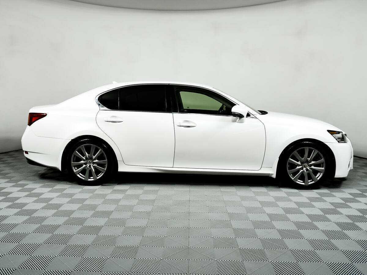 Lexus GS с пробегом — 2012 год. Фото: #3