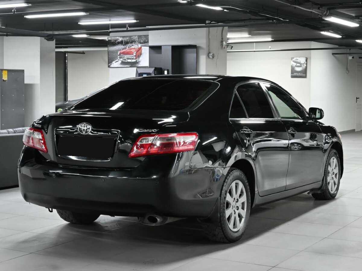 Toyota Camry с пробегом — 2007 год. Фото: #3