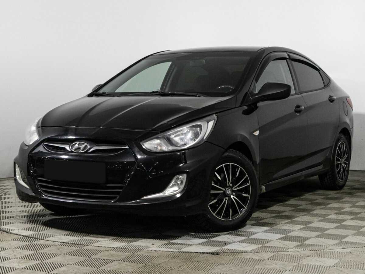 Hyundai Solaris с пробегом — 2011 год. Посмотреть фото
