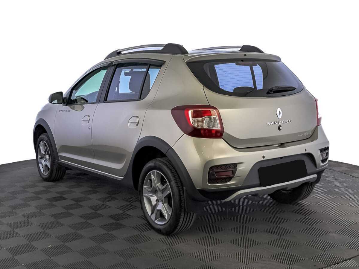 Renault Sandero с пробегом — 2021 год. Фото: #6